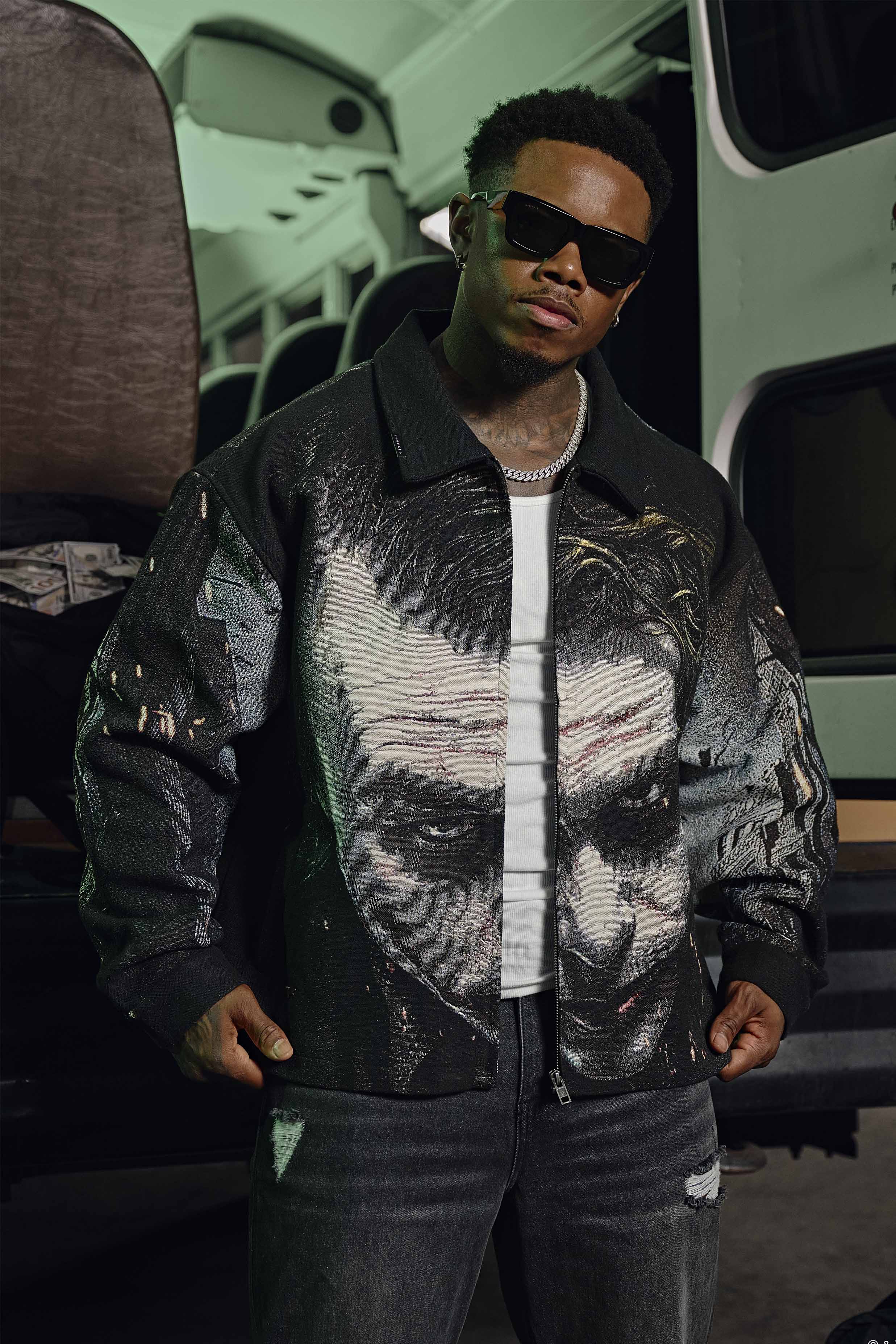 5177 - Batman Limited Edition Tapestry Jackets - Image 4