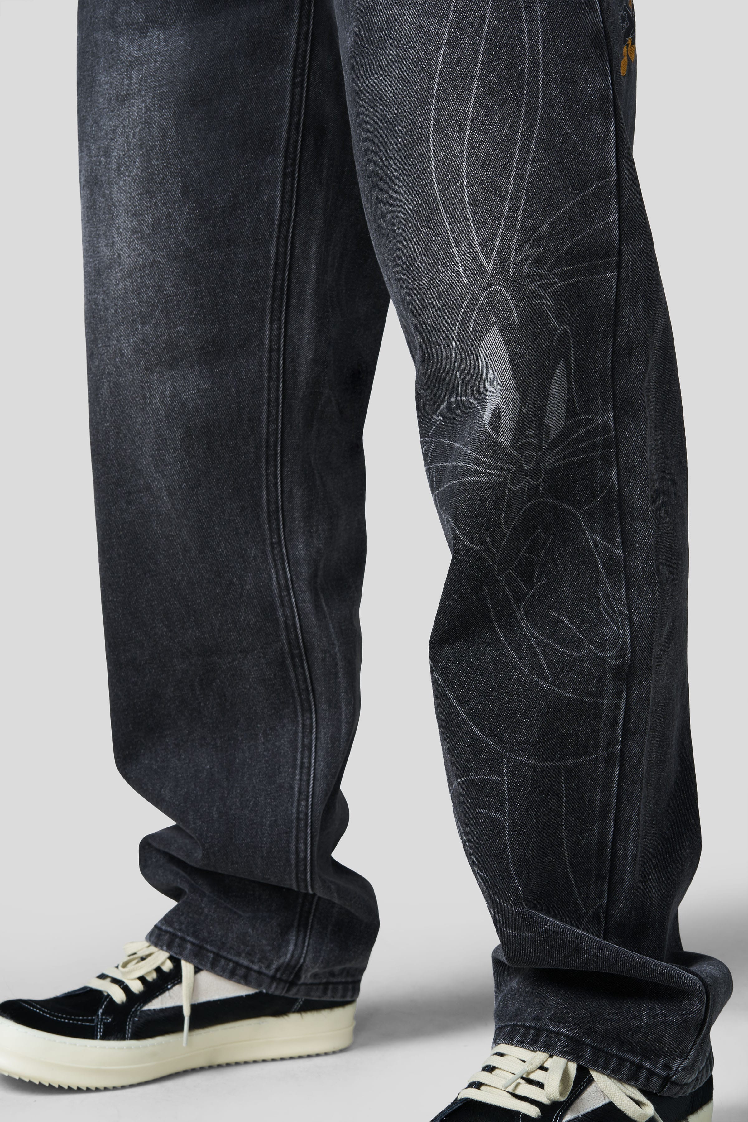 6035 - Looney Tunes Denim Jeans - July 7th - Image 6