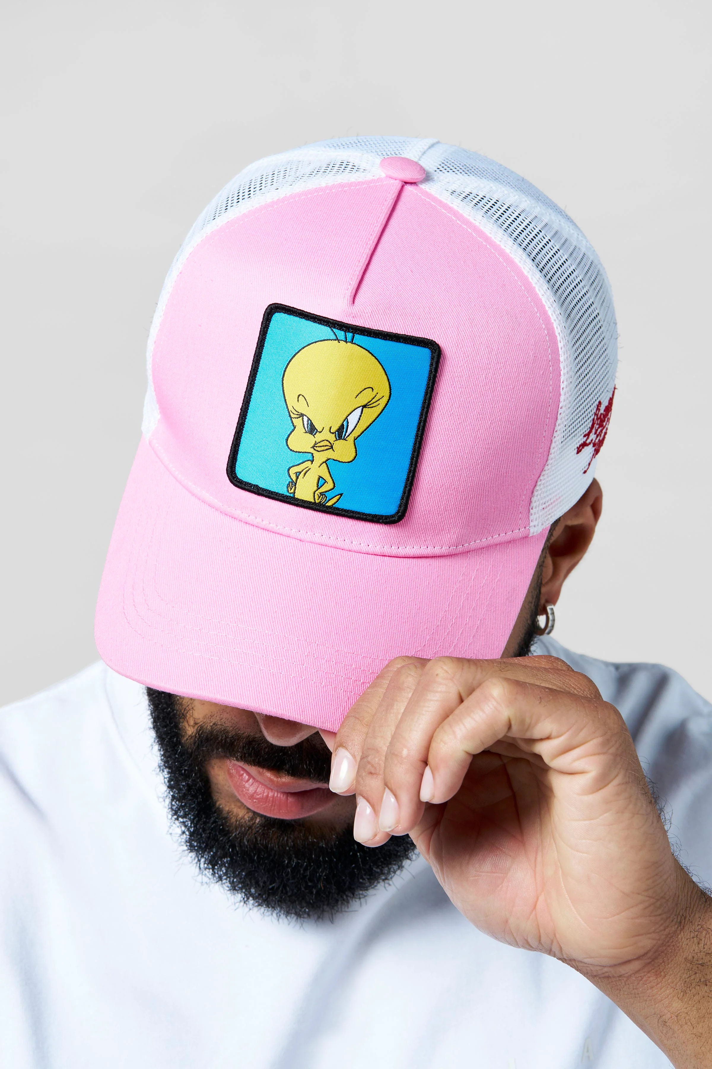 9135 - Looney Tunes Patch Trucker Hats - July 7th - Image 9