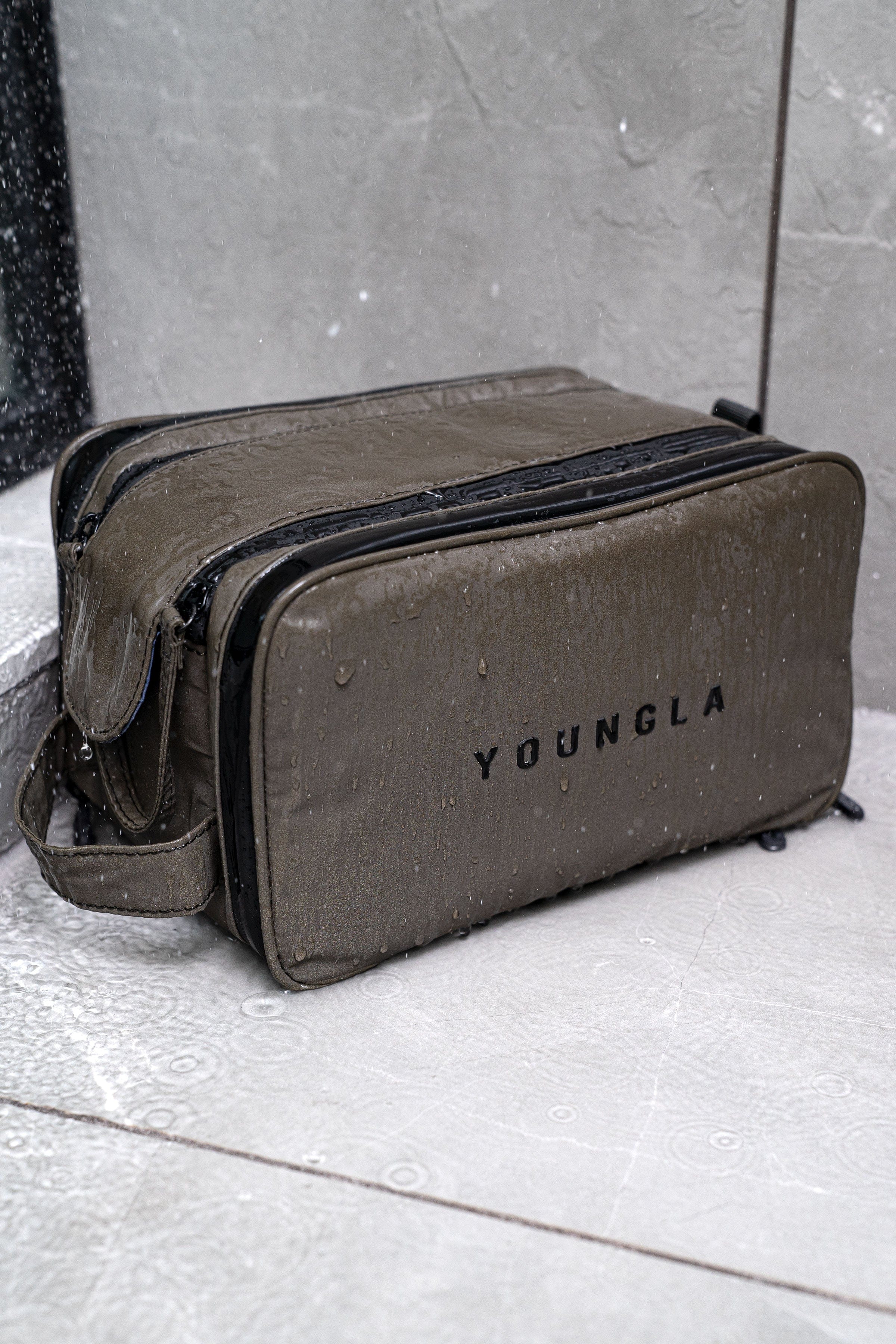 950 Lah Toiletry Bag - Image 4