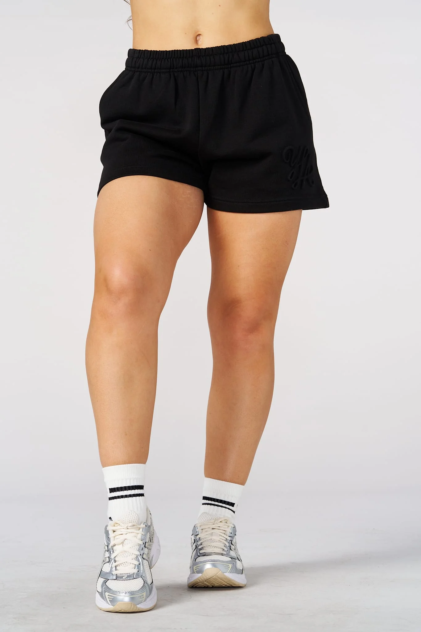 W1082 - Emblem Embossed Shorts - Image 9