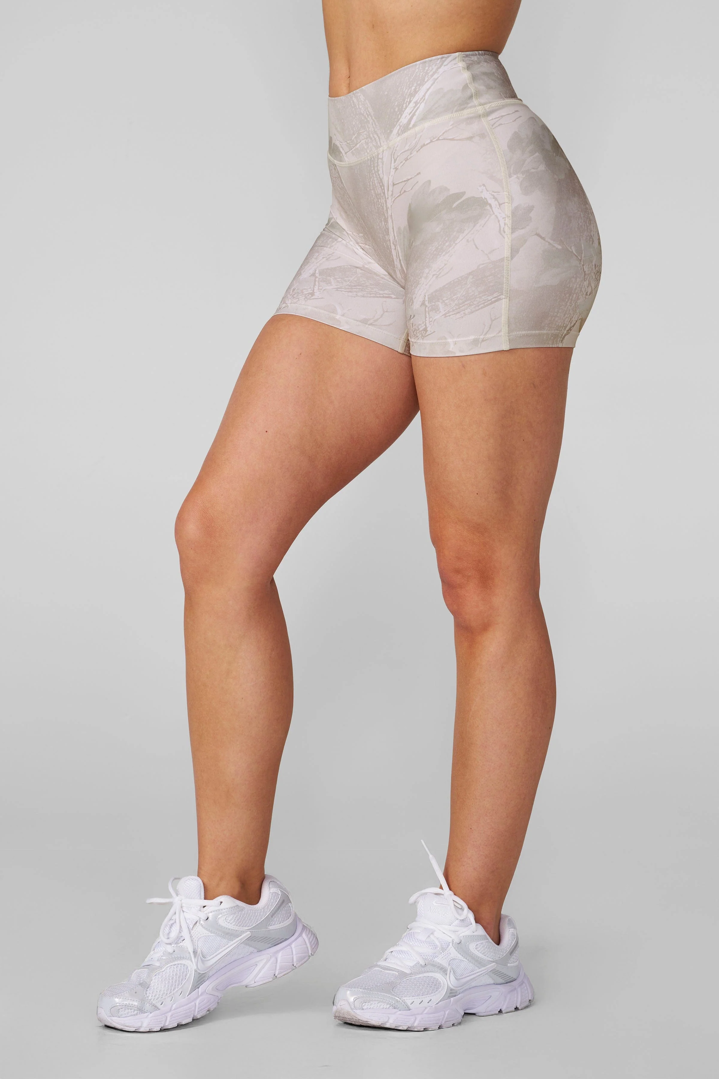 W1134 - Camo Urban Shorts 5" - Image 9