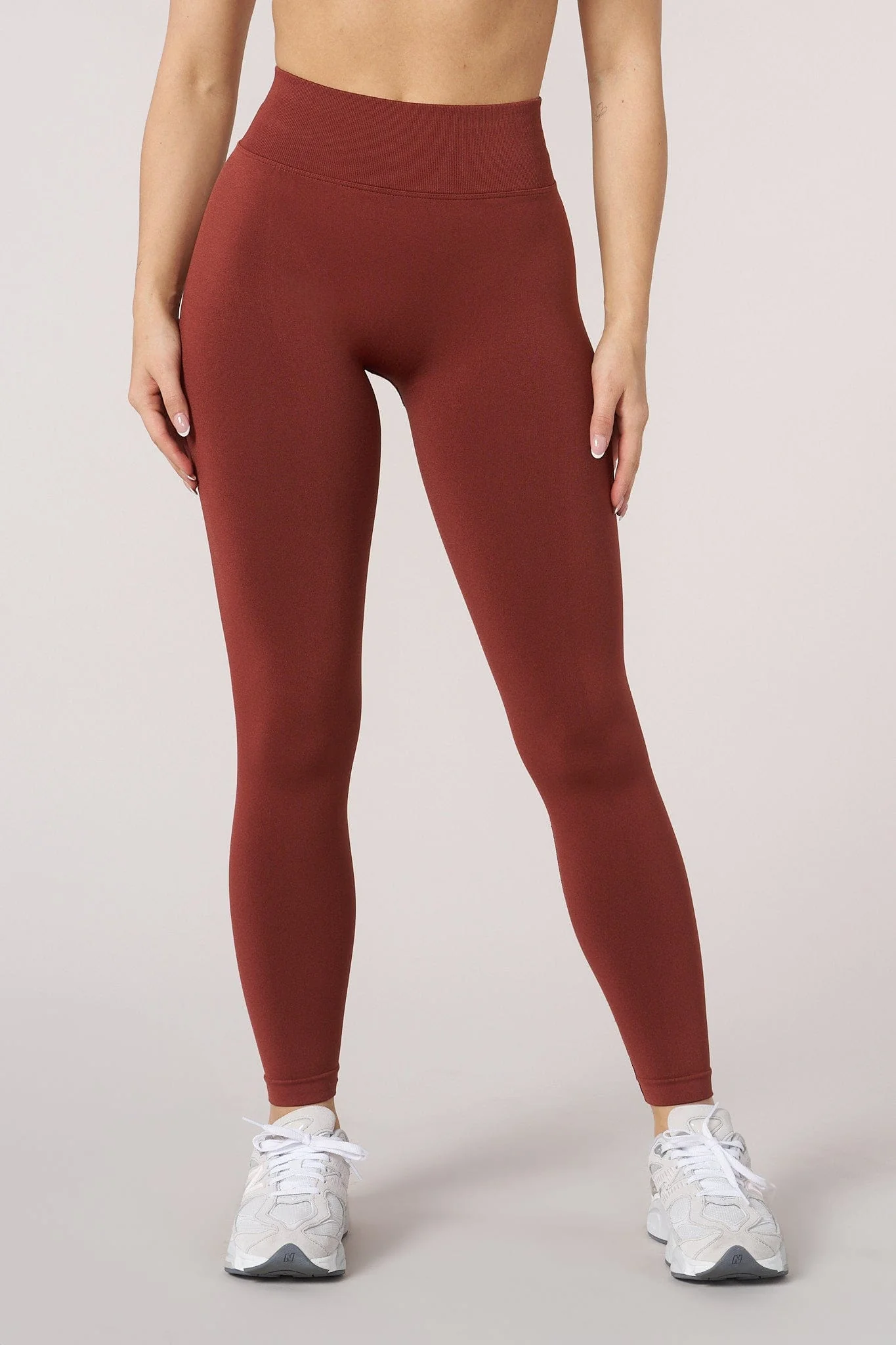 W233 - Curve Seamless Leggings - Image 16