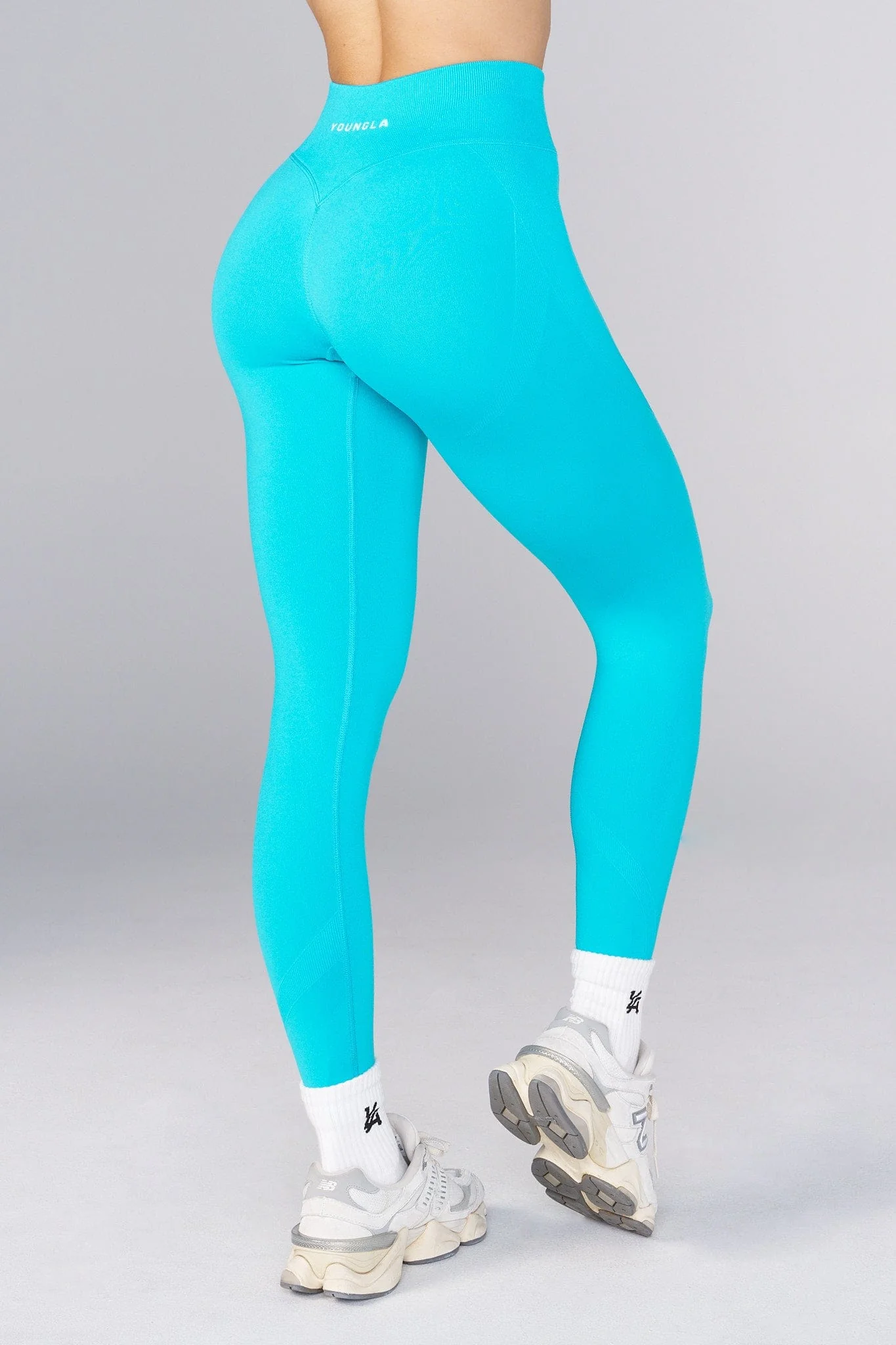 W252 Curve Hourglass Leggings - Image 8