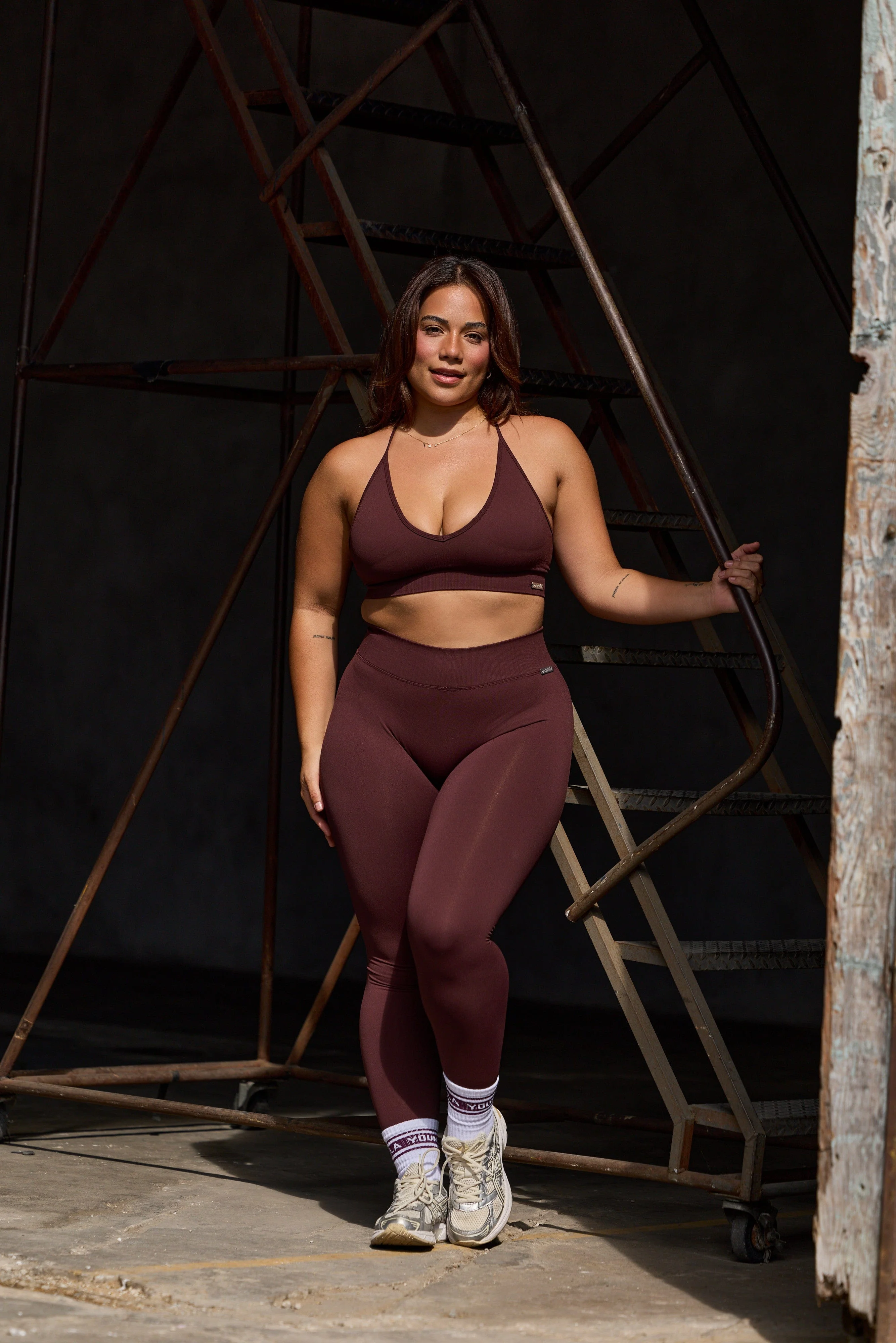 W367 - Sculpt Seamless Plunge Bra - Image 6